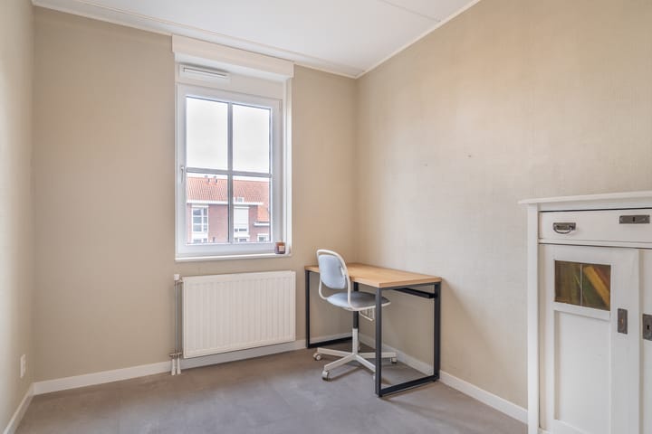 Photo 28 of Bredam 13