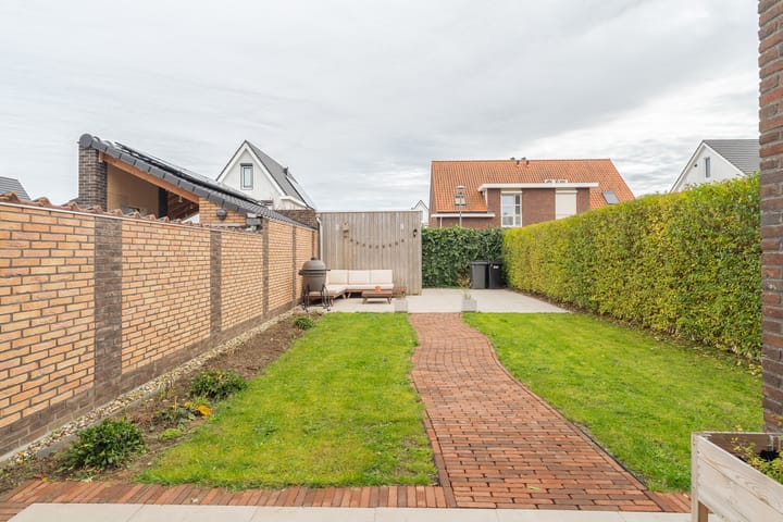 Photo 32 of Bredam 13