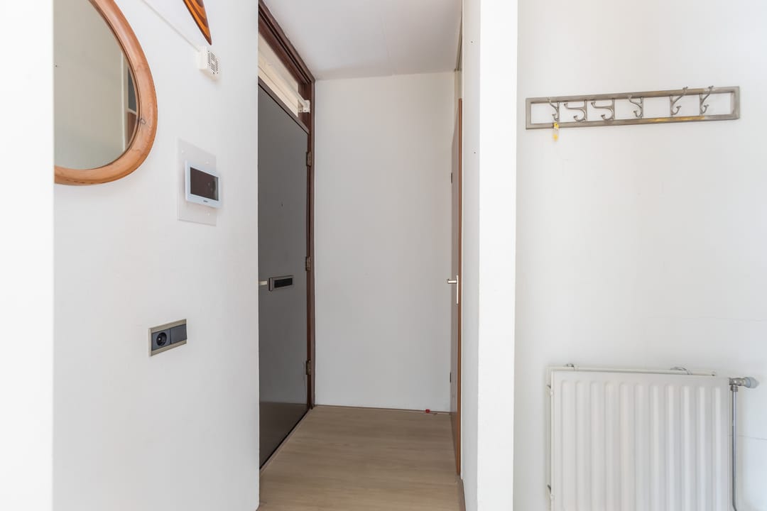 Photo 8 of Merwekade 93