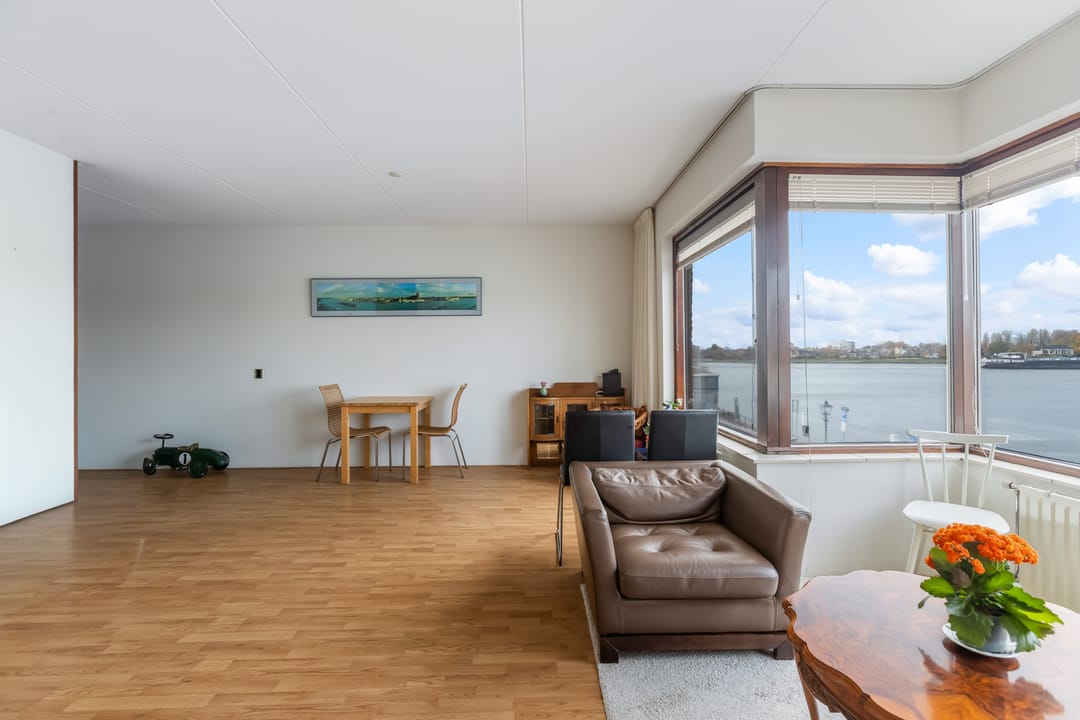 Photo 13 of Merwekade 93