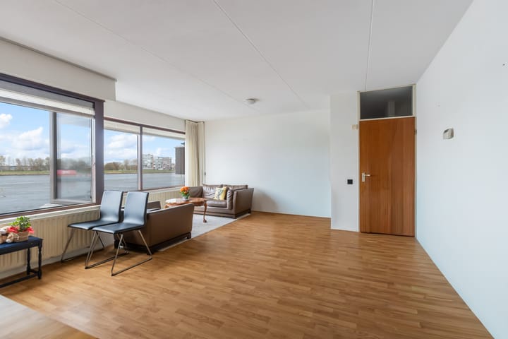 Foto 14 van Merwekade 93