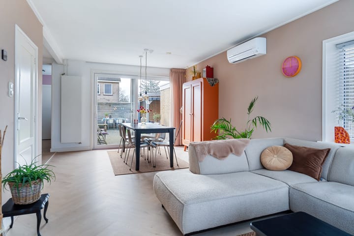 Foto 2 van Nycle J. Haismastrjitte 7