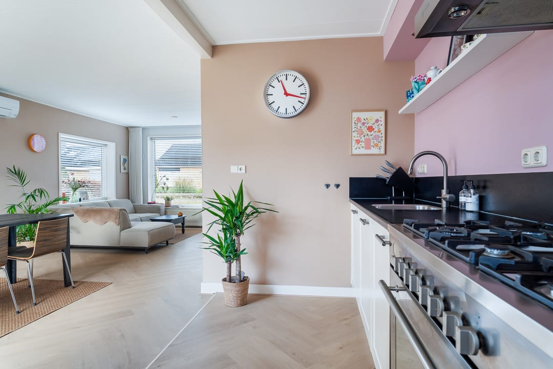 Foto 11 van Nycle J. Haismastrjitte 7