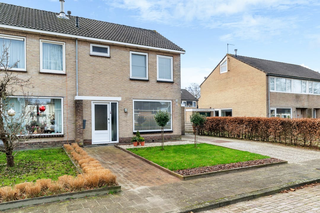 Foto 38 van Nycle J. Haismastrjitte 7