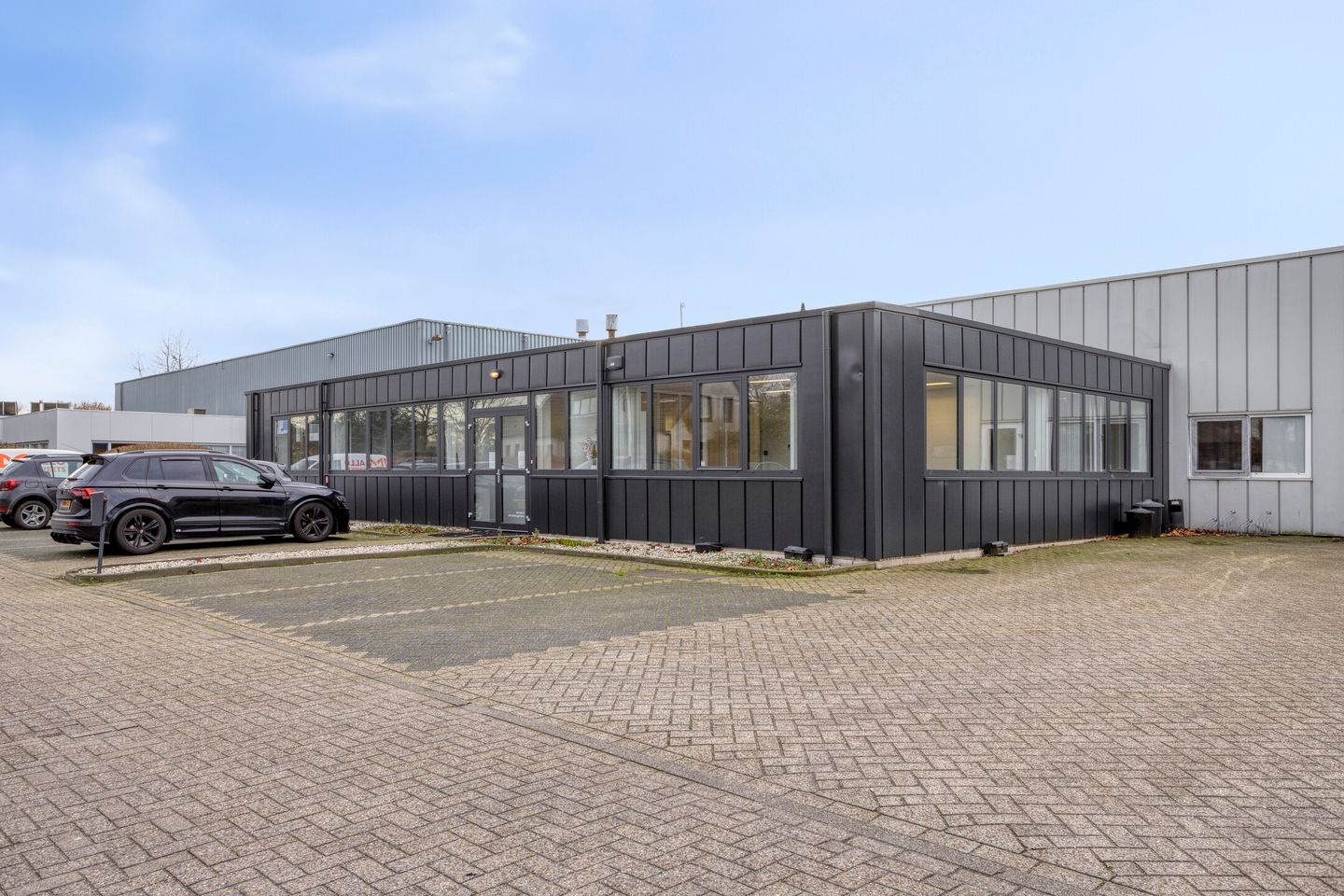 Bekijk foto 1 van Voltweg 18