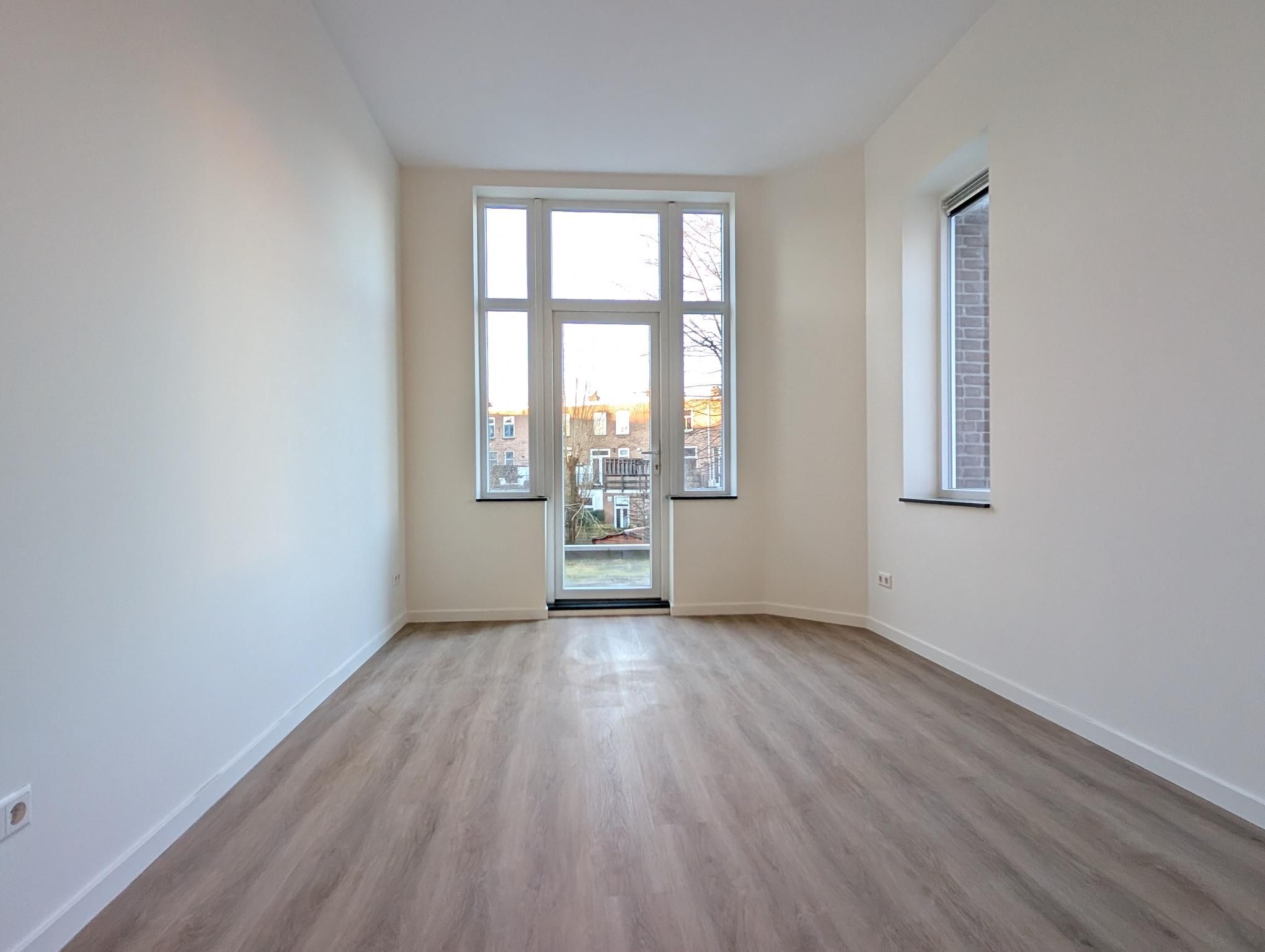 Foto 12 van Adriaen van Ostadelaan 47