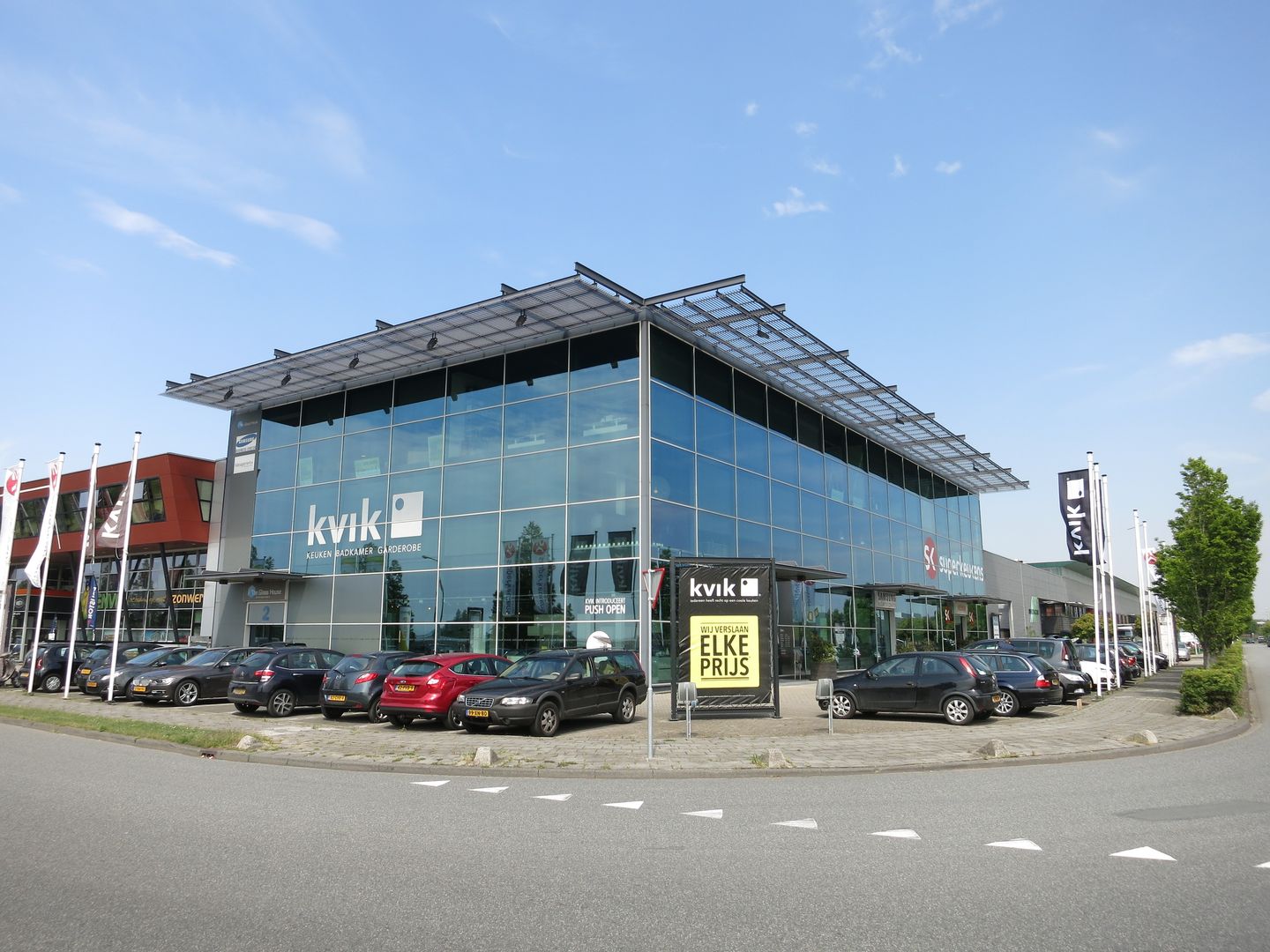 Bekijk foto 1 van 's-Gravenzandseweg 2