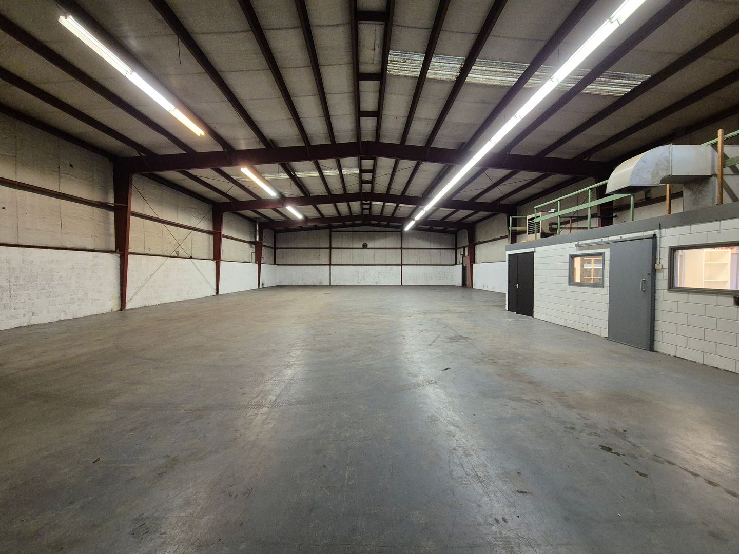 Bekijk foto 2 van Ambachtsstraat 6