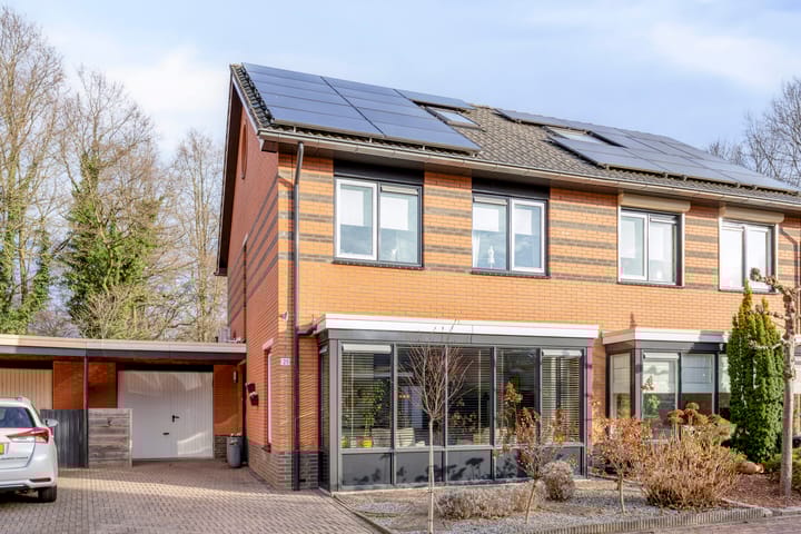 Sientje van Houtenlaan 21