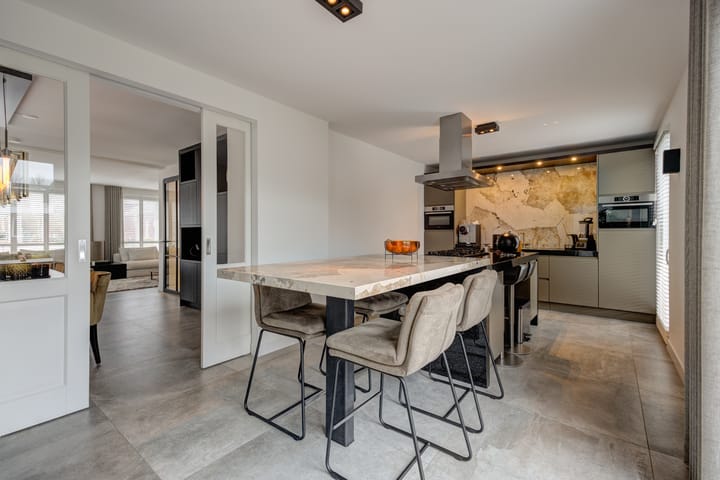 Foto 18 van Baroniestraat 28