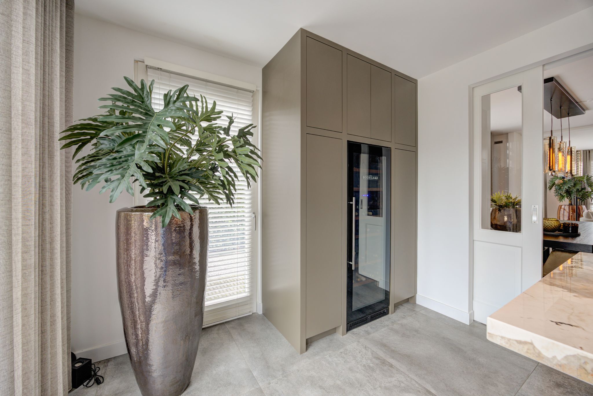 Photo 21 of Baroniestraat 28