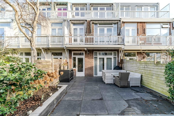 Foto 24 van Van Boetzelaerlaan 226