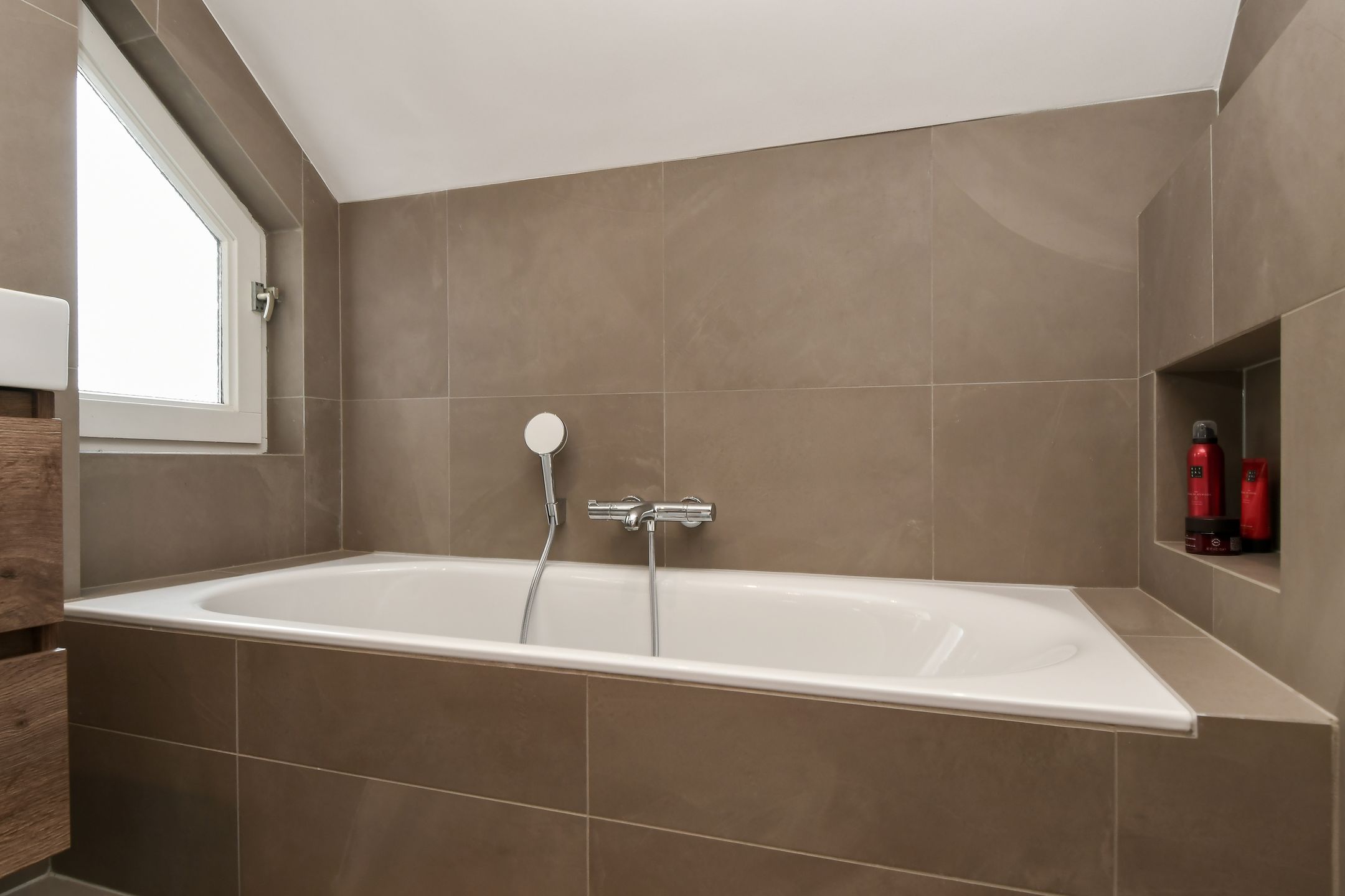 Foto 21 van van Enckevoortstraat 33