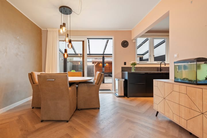 Foto 10 van Merwedestraat 9