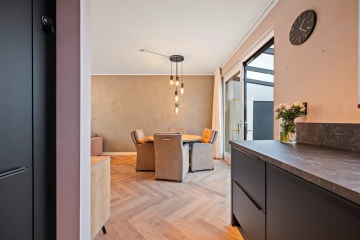 Foto 15 van Merwedestraat 9