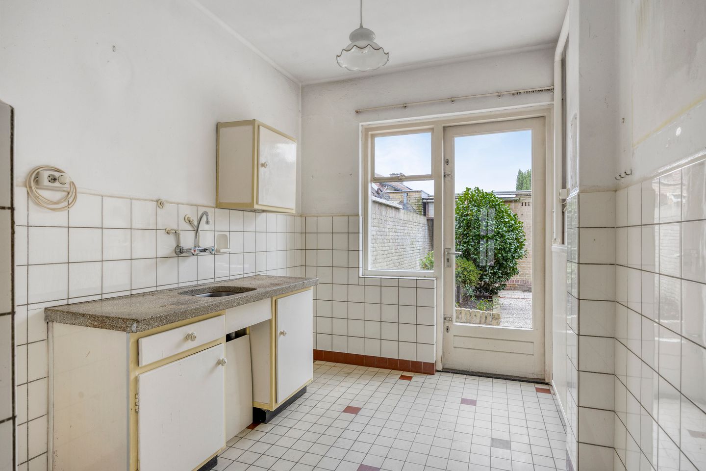 Photo 10 of Willibrorduslaan 56