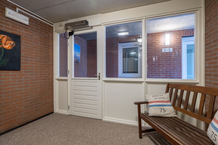 Foto 16 van Brouwerswâl 2-05