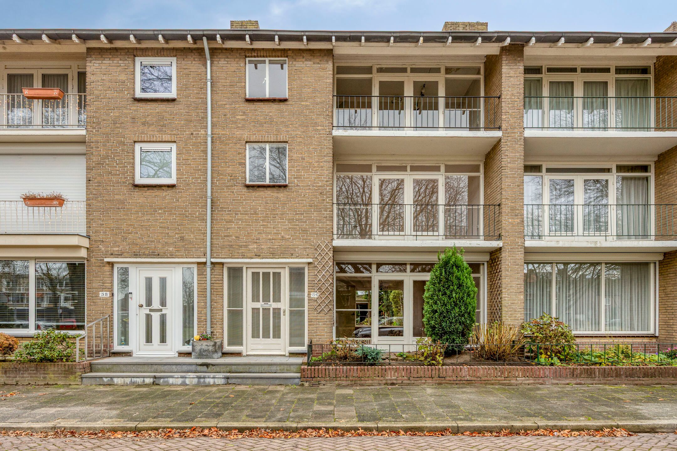 Photo 27 of Willibrorduslaan 56