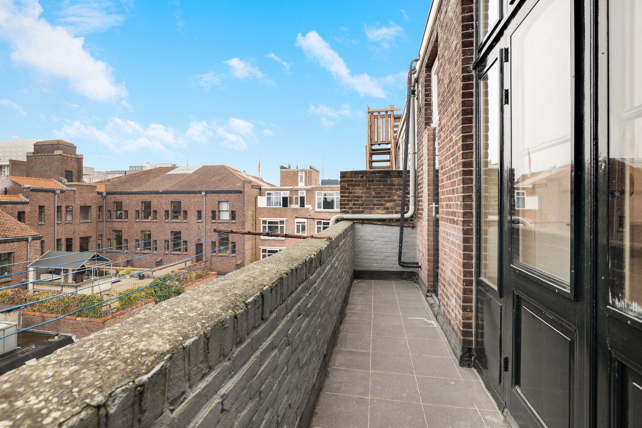 Foto 18 van Willem Buytewechstraat 81-A