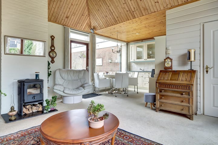 Photo 9 of Burgemeester Gaststraat 10