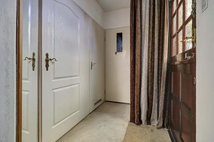 Photo 20 of Burgemeester Gaststraat 10