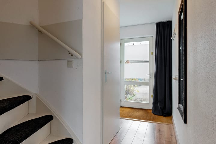 Foto 4 van Zadelmaker 16