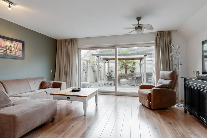 Foto 7 van Zadelmaker 16