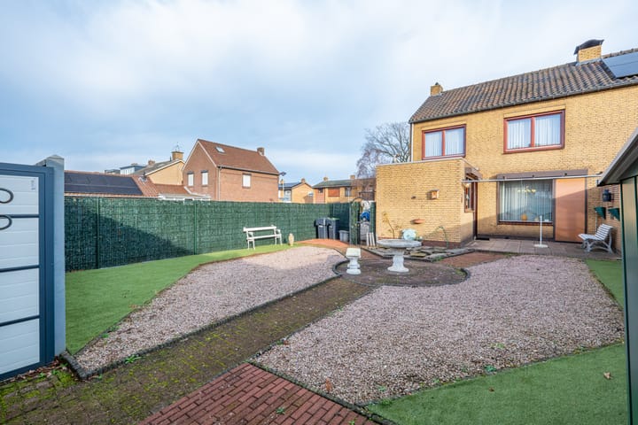 Photo 3 of Neil Armstrongstraat 1