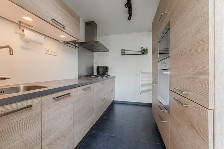 Photo 12 of de Wan 18