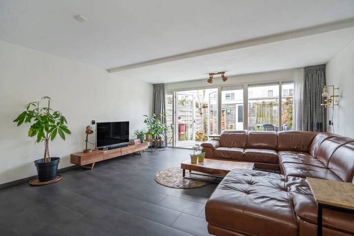 Foto 10 van Decimastraat 16