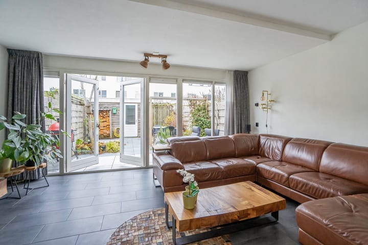 Foto 11 van Decimastraat 16