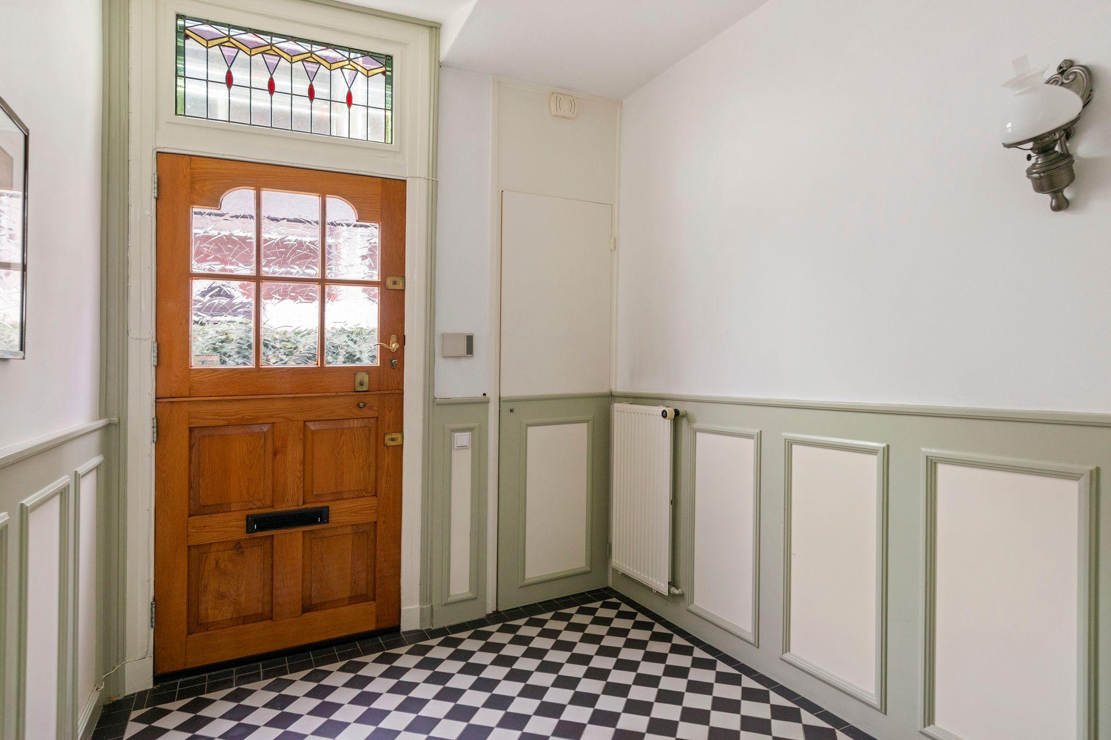 Photo 6 of Stationsweg 10