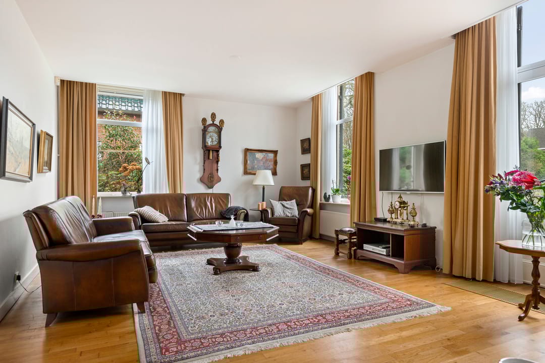 Photo 11 of Stationsweg 10