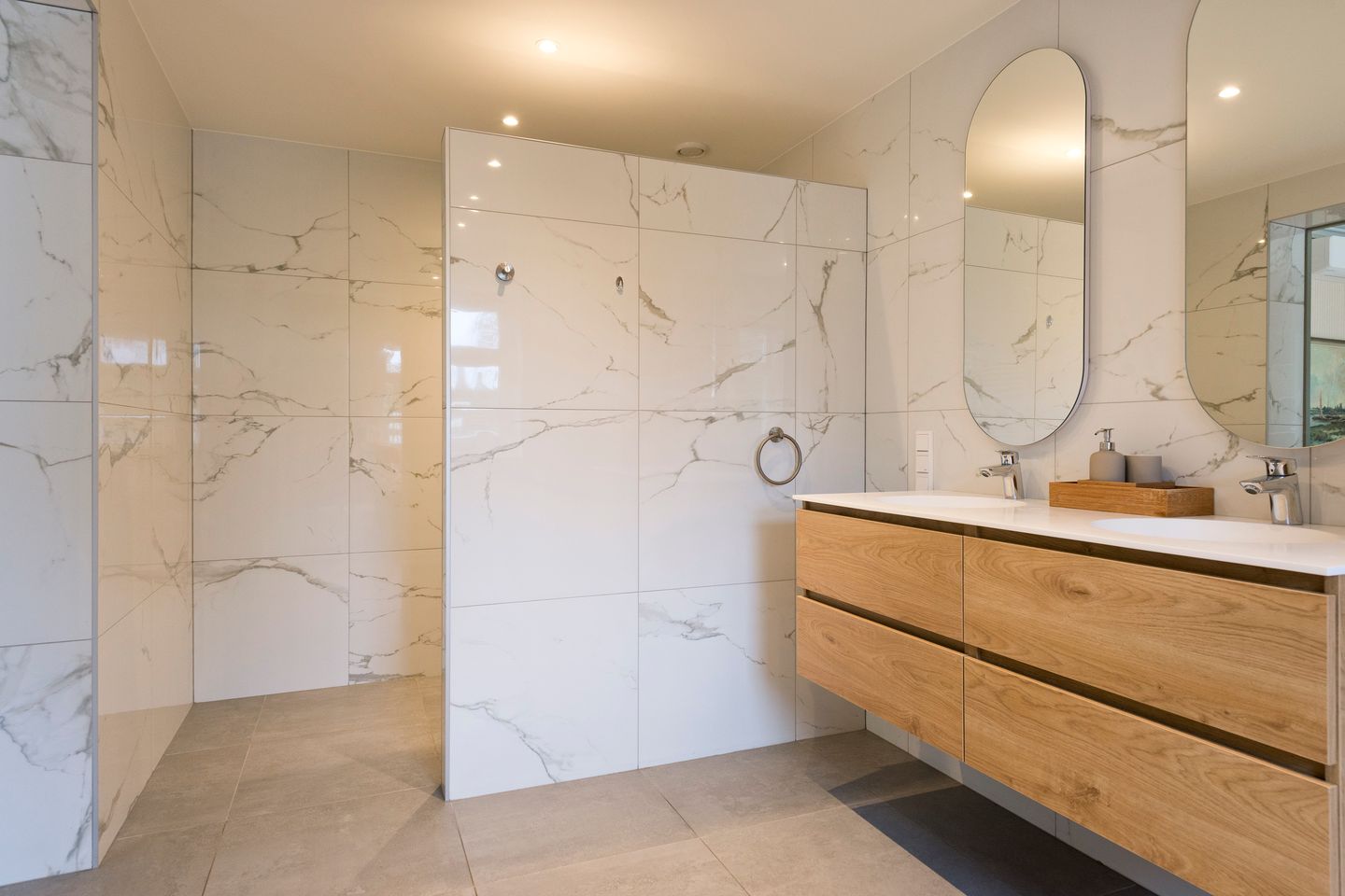 Photo 29 of Stationsweg 10