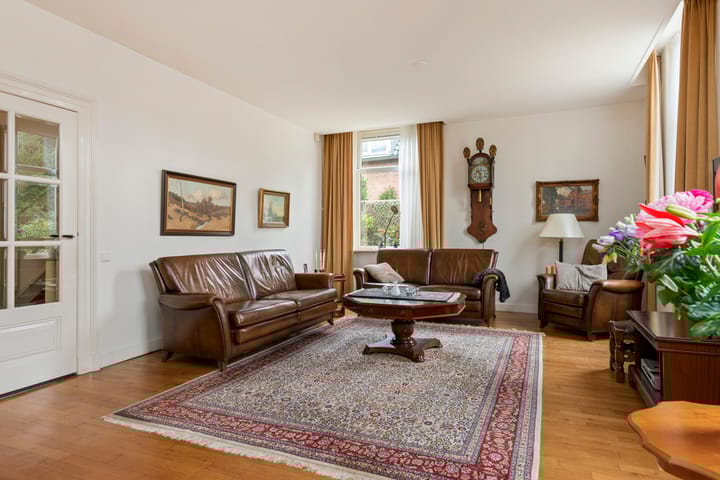 Foto 12 van Stationsweg 10