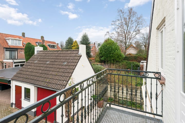 Foto 68 van Stationsweg 10