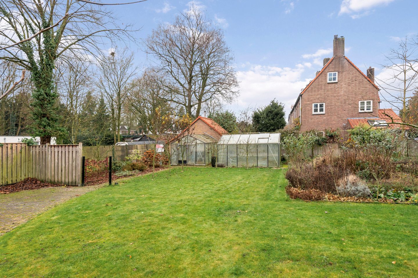 Photo 74 of Stationsweg 10