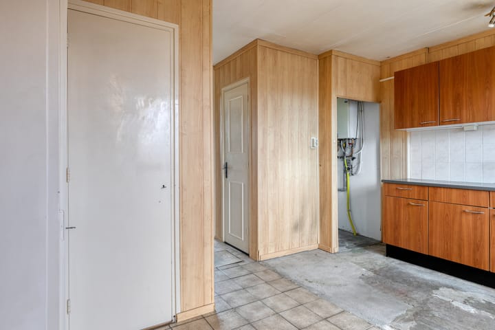 Photo 10 of Spieringstraat 45