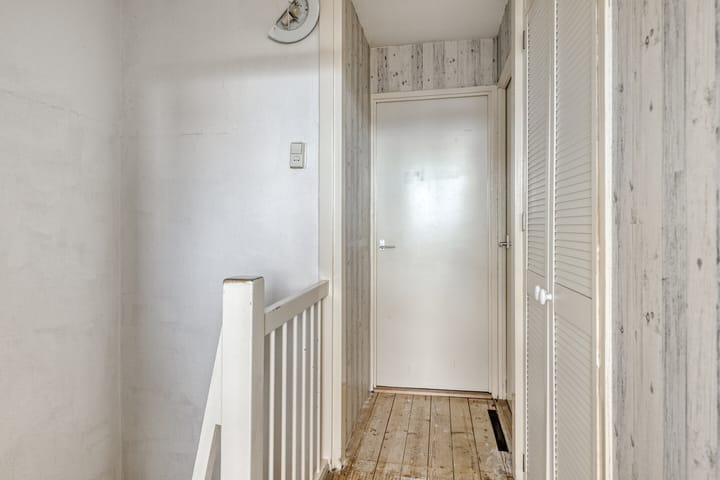 Photo 20 of Spieringstraat 45