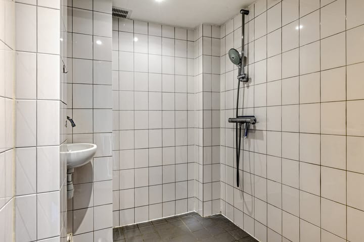 Photo 25 of Spieringstraat 45