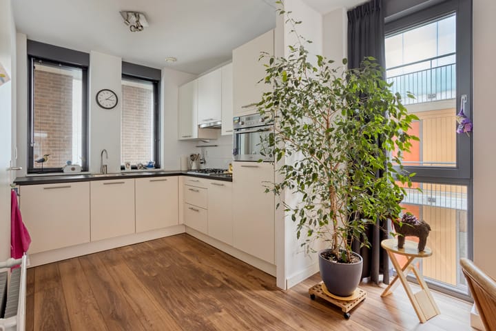 Foto 3 van Pastoor van Beugenstraat 104