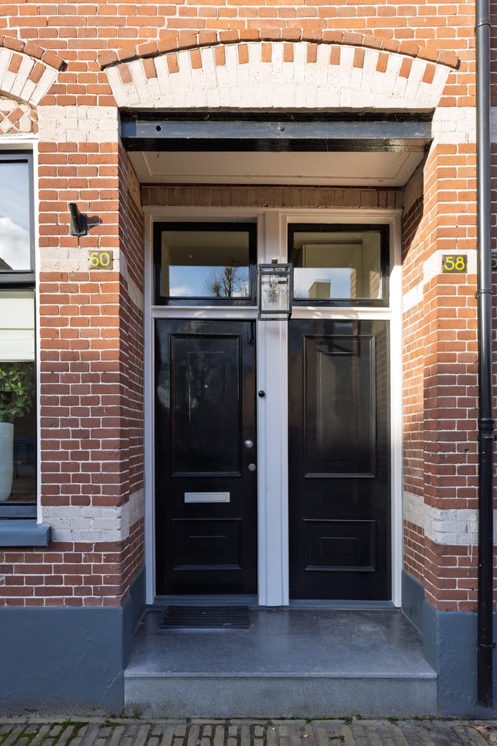 Photo 4 of Bussummerstraat 58