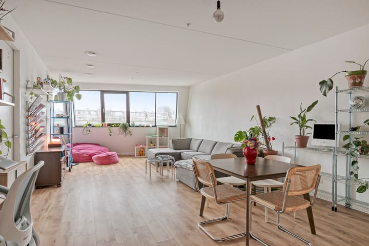 Foto 17 van Vincent van den Heuvellaan 37