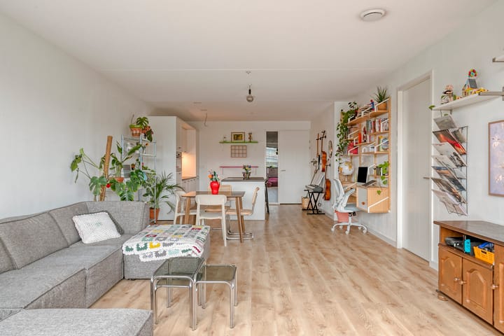 Foto 14 van Vincent van den Heuvellaan 37