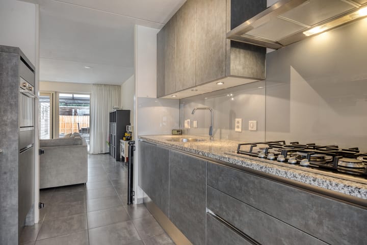 Foto 12 van Joseph Partounsstraat 29