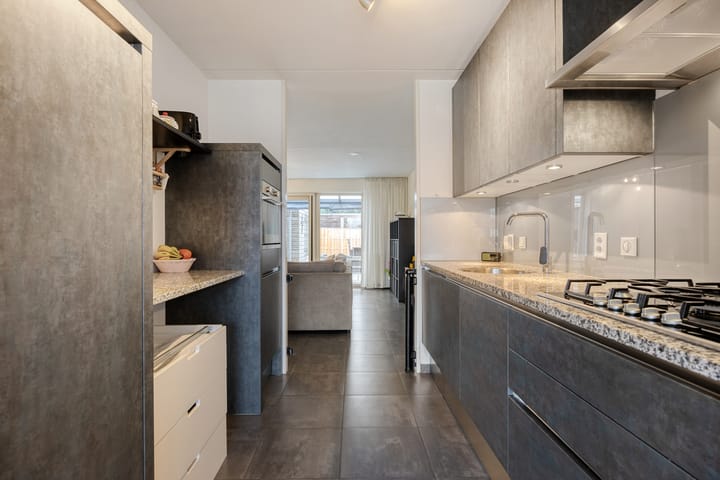 Foto 14 van Joseph Partounsstraat 29