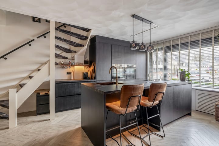 Foto 11 van Ambonplein 68