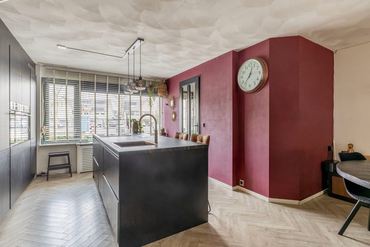 Foto 12 van Ambonplein 68