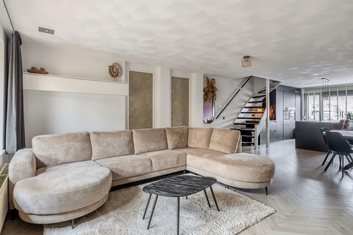 Foto 18 van Ambonplein 68