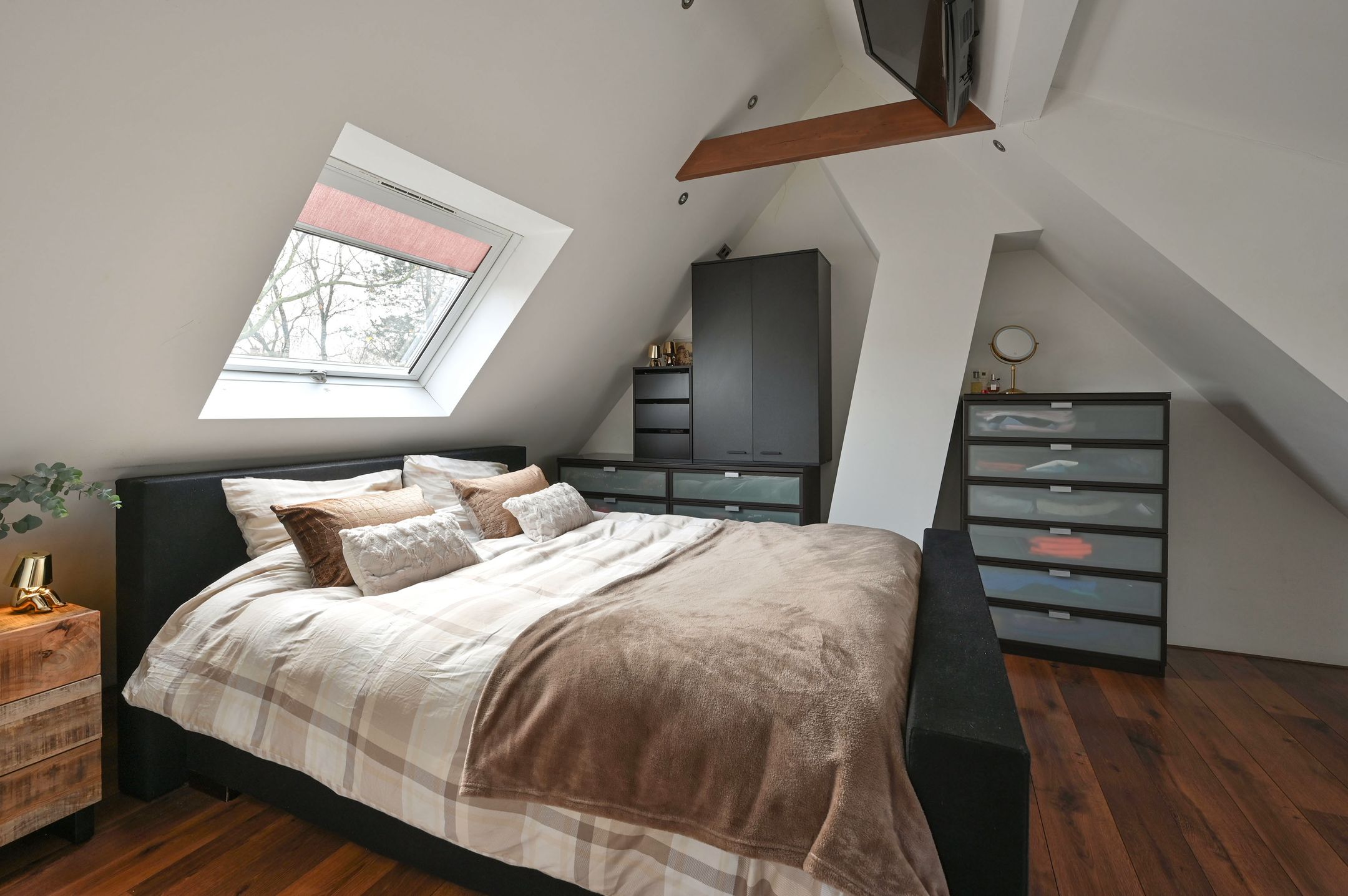 Foto 12 van Plaveenseweg 11